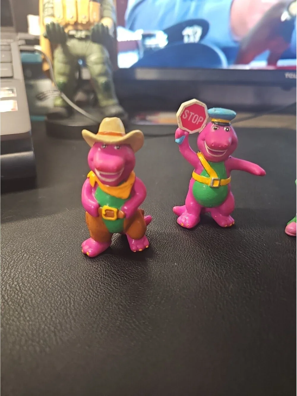 Barney Purple Dinosaur Lyons Party Favors PVC Loose Figures Cake Topper Set 93